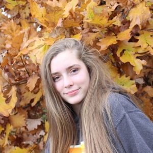 Meet your Posher, Ayla